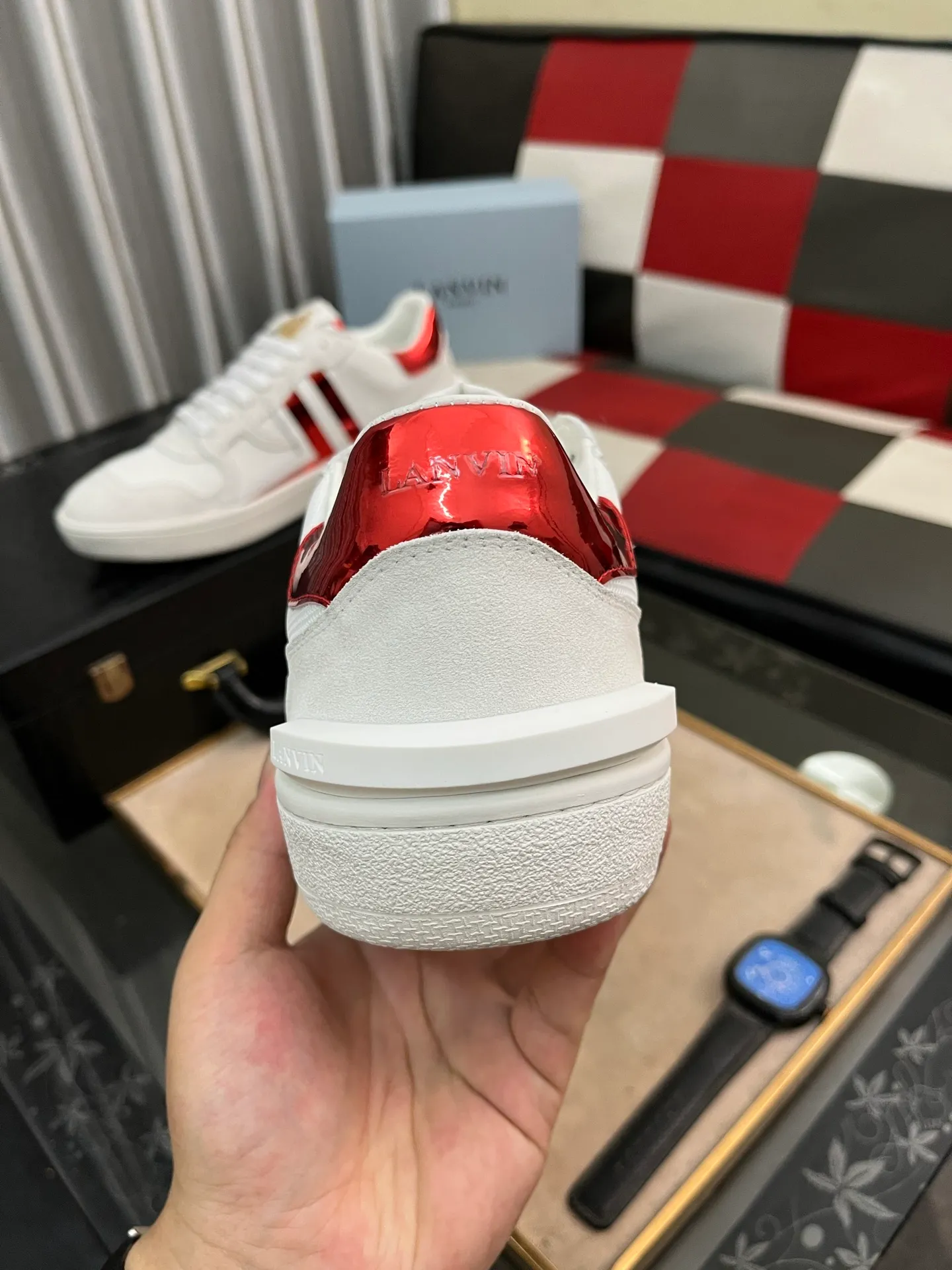 Men's men's shoes 💰540⌚️⌚️❗️Lanvin# Lanvin spring and summer series new colors latest lace up fashion casual forrest shoes running shoes ~ bumpr high quality couple series‼ ️ The latest trendy products of the season 🌈Many bloggers have started buying original models and custom-made them. The uppers are made of nubuck leather. They are very versatile, fashionable and casual, and are comfortable on the feet. Recommended for personal use! The original molded rubber backing with clear logo is wear-resistant. Standard code for couples: female code 35~40, male code 38-45